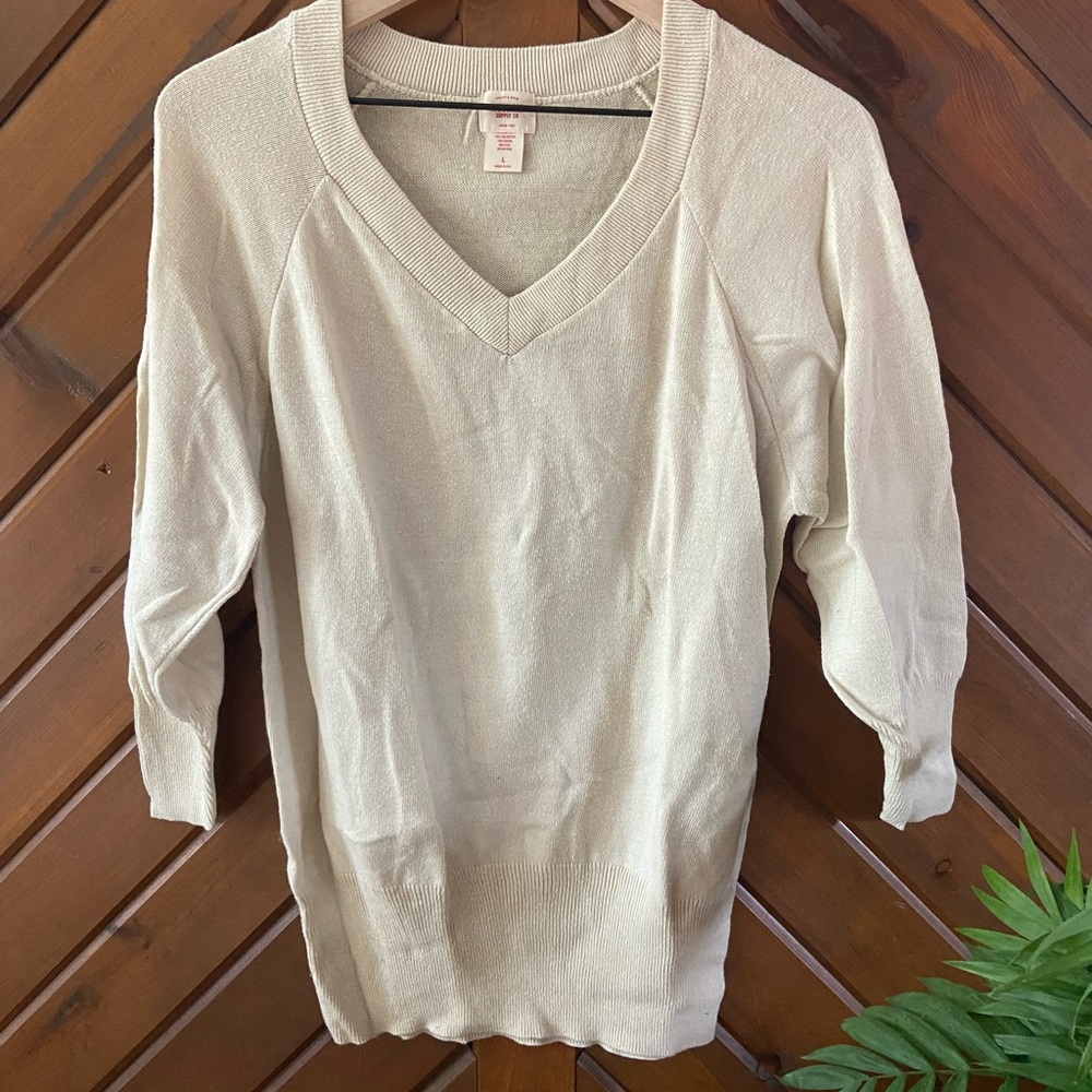 Mossimo Supply Co Cream V-Neck Sweater Classic Knit